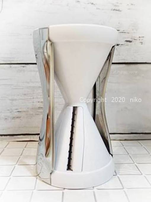 ベジッティ　野菜スライス　カッター　形